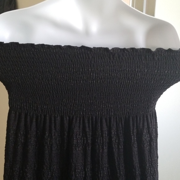 No Name Black Lace Gown - Picture 4 of 5